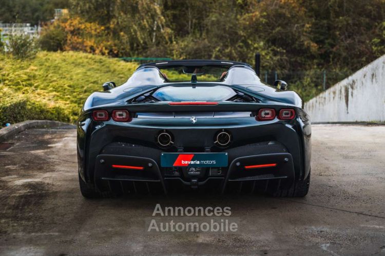 Ferrari SF90 Stradale Spider 1st Owner- Lift Verde Zeltweg Carbon - <small></small> 499.900 € <small>TTC</small> - #10