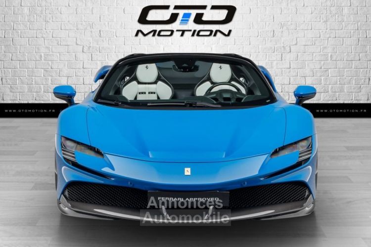 Ferrari SF90 Stradale Spider - Azzurro Dino - 4.0 V8 780 ch PHEV - <small></small> 638.990 € <small></small> - #3