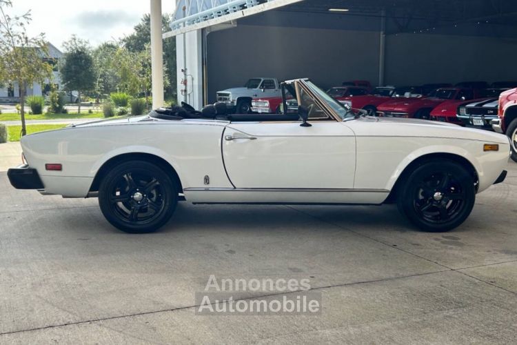 Fiat 124 Spider - <small></small> 27.000 € <small>TTC</small> - #4