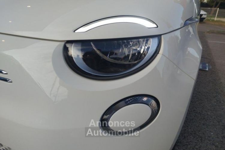 Fiat 500 3+1 e 118ch Icône Plus (Pack Magic Eye) - <small></small> 19.990 € <small>TTC</small> - #13