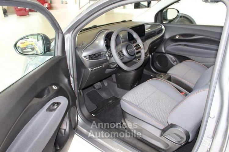 Fiat 500 500e BERLINE MY22 Série 1 STEP 2 e 118 ch Icone - <small></small> 17.600 € <small>TTC</small> - #6