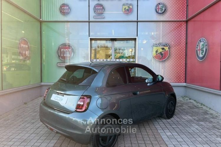 Fiat 500 e 118ch Giorgio Armani Collectors Edition MY25 - <small></small> 32.990 € <small>TTC</small> - #4