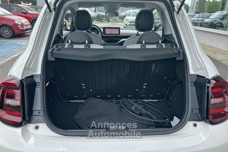 Fiat 500 e 118ch Icône - <small></small> 18.990 € <small>TTC</small> - #6