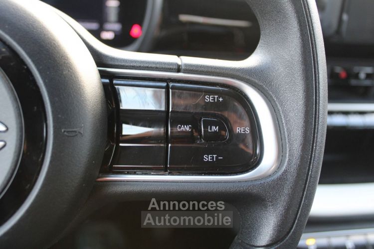 Fiat 500 III ACTION 24 KWH ELECT BVA CLIMAT U.CONNECT GPS ÉCRAN 3D RÉGULATEUR BLUETOOTH LEDS - <small></small> 12.100 € <small>TTC</small> - #9