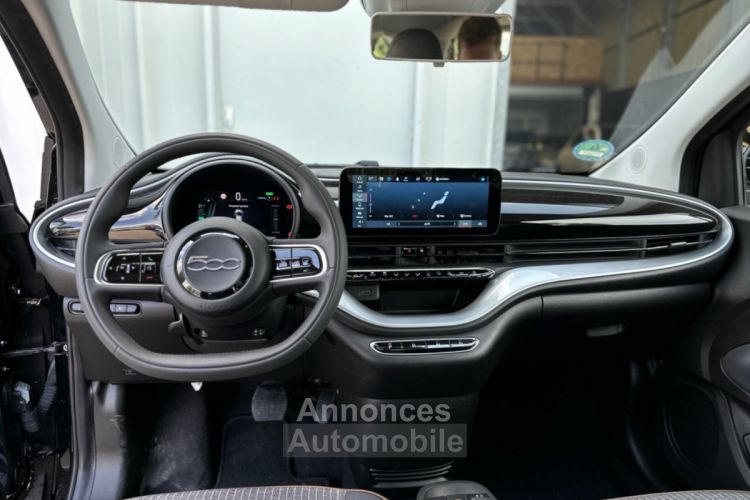 Fiat 500 NOUVELLE e 118 ch Icône - CARPLAY - NAV - CLIM AUTO - GARANTIE - <small></small> 16.990 € <small>TTC</small> - #11