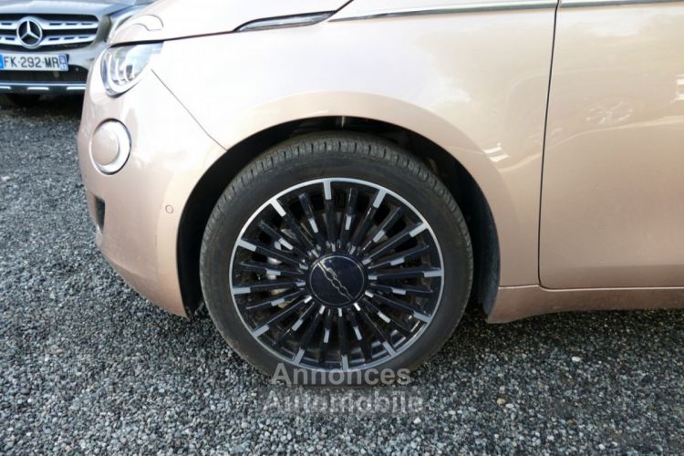 Fiat 500 NOUVELLE MY23 SERIE 2 ELECTRIQUE 118 Ch LA PRIMA TOIT PANORAMIQUE - <small></small> 23.990 € <small>TTC</small> - #12