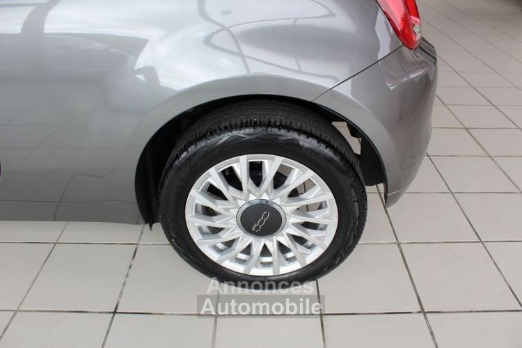 Fiat 500 Série 8 EURO 6D-TEMP 1.0 70 ch Hybride BSG S/S Lounge - <small></small> 11.900 € <small>TTC</small> - #11