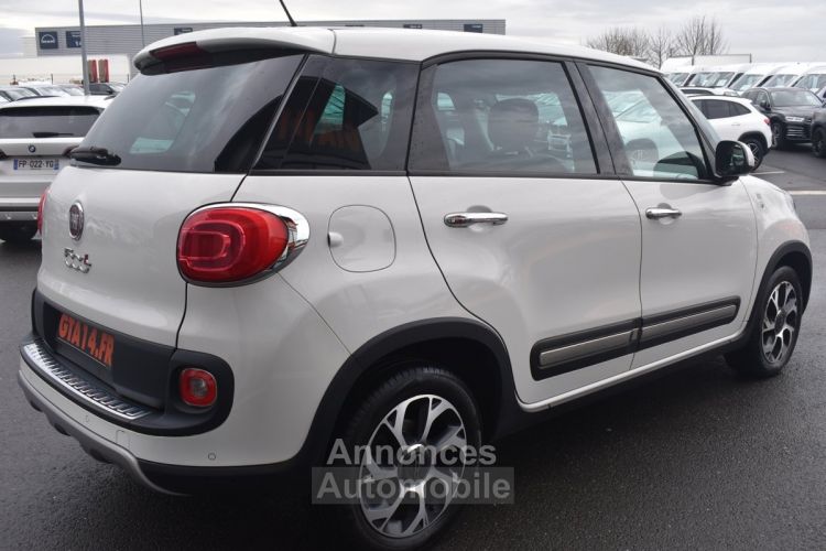 Fiat 500L 1.4 16V 95CH TREKKING LOUNGE - <small></small> 10.750 € <small>TTC</small> - #2