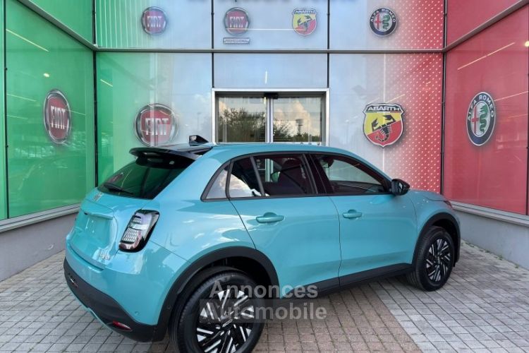 Fiat 600 1.2 Hybrid 100ch Pack Confort DCT6 - <small></small> 25.690 € <small>TTC</small> - #4