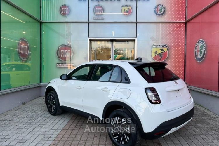 Fiat 600 1.2 Hybrid 136ch Pack Confort DCT6 - <small></small> 26.990 € <small>TTC</small> - #6