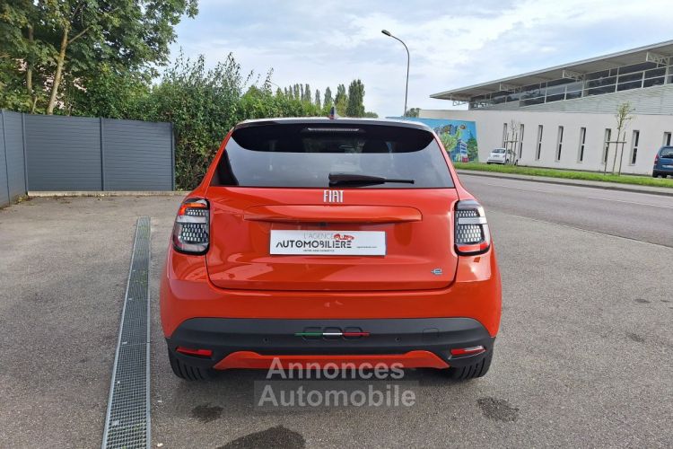 Fiat 600 e 54kWh 156ch La Prima 5p - <small></small> 25.990 € <small>TTC</small> - #6