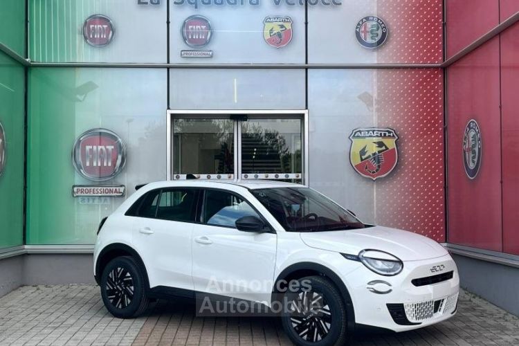 Fiat 600 Sté 1.2 Hybrid 100ch DCT6 - <small></small> 23.790 € <small>TTC</small> - #3