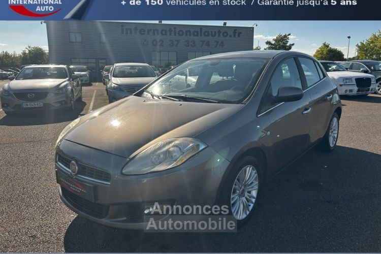 Fiat Bravo 1.6 MULTIJET 16V 105CH DPF EMOTION - <small></small> 6.890 € <small>TTC</small> - #1