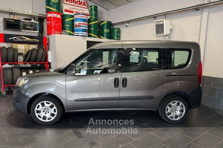 Fiat Doblo 1.4 16V 95CH POP 2015 - <small></small> 13.490 € <small>TTC</small> - #4