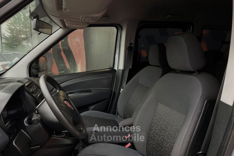 Fiat Doblo 1.6 D Multijet 105 Cv Confort 7 places Climatisation Automatique Portes Coulissantes Ct Ok 2026 - <small></small> 7.990 € <small>TTC</small> - #5