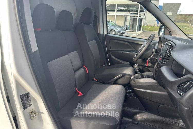 Fiat Doblo 1.6 Multijet 105 CH Pro Lounge - 11 575 HT - 3 PLACES / CARPLAY / 1ERE MAIN - <small></small> 13.890 € <small></small> - #8