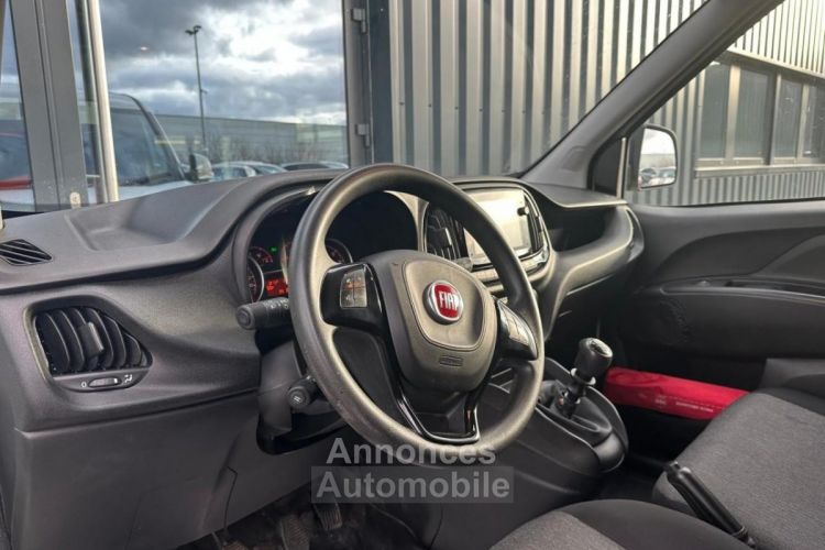 Fiat Doblo 1.6 Multijet 105 CH Pro Lounge - 11 575 HT - 3 PLACES / CARPLAY / 1ERE MAIN - <small></small> 13.890 € <small></small> - #9