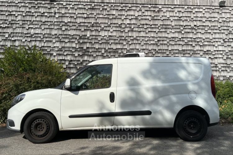 Fiat Doblo CARGO 1.4 I.E TJET 120CH / CAISSE FRIGORIPHIQUE / TVA RÉCUPERABLE / GNC CRIT'AIR 1 - <small></small> 9.990 € <small>TTC</small> - #3