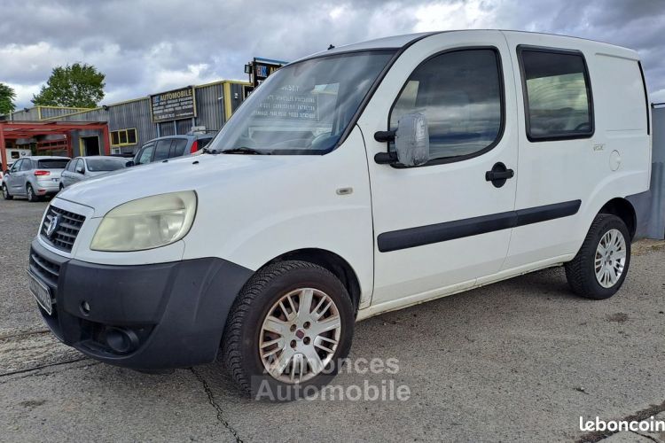 Fiat Doblo Cargo II 1.3 MJTD Fourgon court 75 cv PAS DE TVA - <small></small> 3.990 € <small>TTC</small> - #1