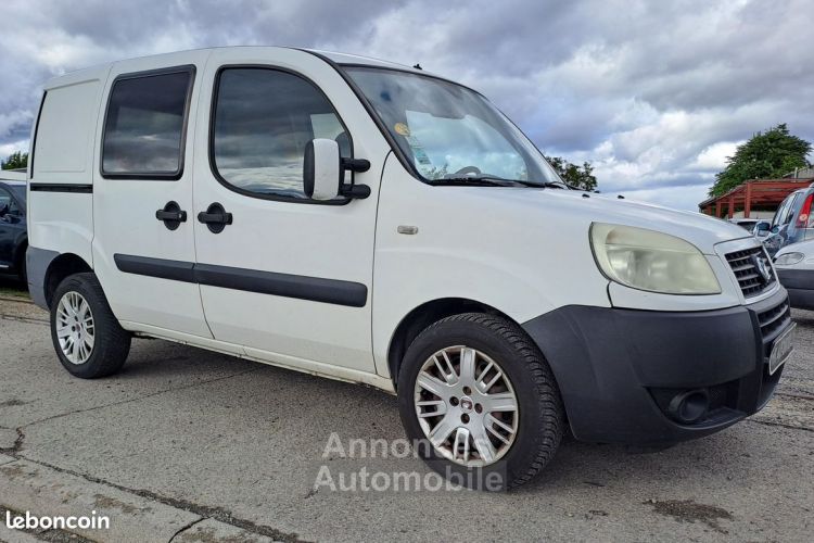 Fiat Doblo Cargo II 1.3 MJTD Fourgon court 75 cv PAS DE TVA - <small></small> 3.990 € <small>TTC</small> - #2