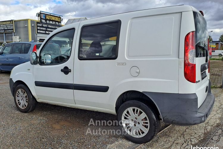 Fiat Doblo Cargo II 1.3 MJTD Fourgon court 75 cv PAS DE TVA - <small></small> 3.990 € <small>TTC</small> - #3