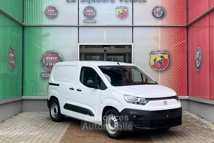 Fiat Doblo Fg M 800kg Electrique 136ch Batterie 50 kWh Cabine Moduwork 3 places Pro Lounge Connect - <small></small> 29.490 € <small>TTC</small> - #3