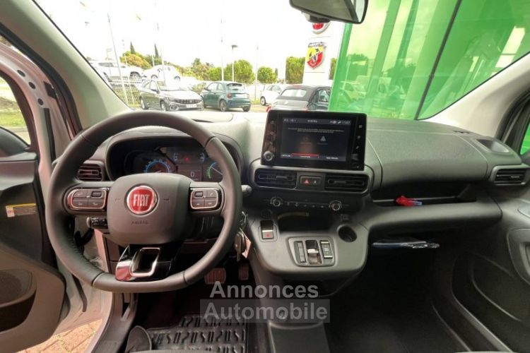 Fiat Doblo Fg M 800kg Electrique 136ch Batterie 50 kWh Cabine Moduwork 3 places Pro Lounge Connect - <small></small> 29.490 € <small>TTC</small> - #19