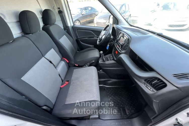 Fiat Doblo II 1.6 BlueHDi 75ch 3Places Clim Régulateur 10750€ H.T. TVA20% - <small></small> 12.900 € <small>TTC</small> - #12