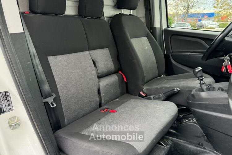 Fiat Doblo VU CARGO 1.6 MULTIJET 105CH PRO LOUNGE - <small></small> 13.990 € <small>TTC</small> - #13