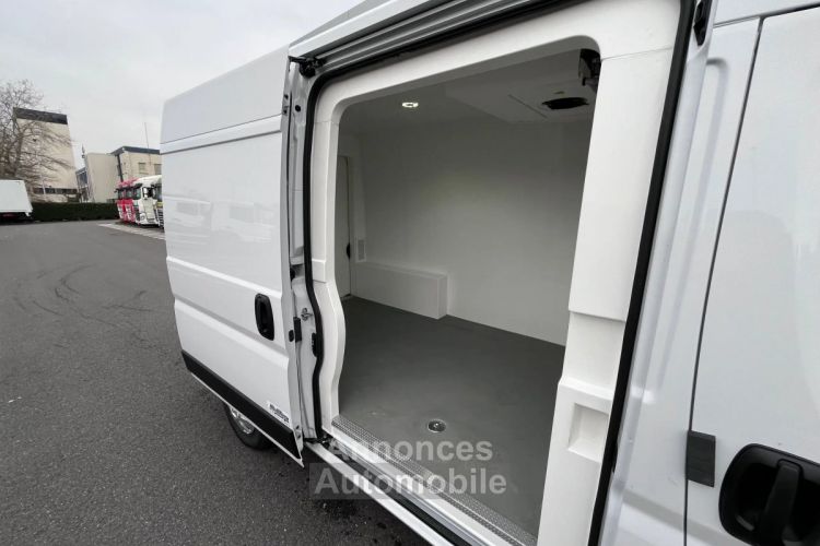 Fiat Ducato 2023 L2H2 KOELWAGEN 140 PK MANUELE TRANSMISSIE - <small></small> 56.749 € <small></small> - #12