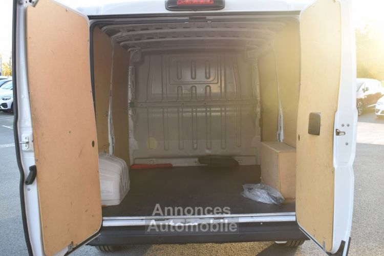 Fiat Ducato FG 3.0 CH1 2.3 MULTIJET 120CH BUSINESS - <small></small> 19.990 € <small>TTC</small> - #9