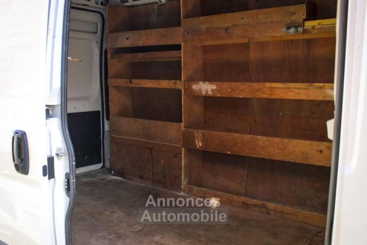 Fiat Ducato VU 2.3 MJT 120 ch 30 MH2 NAV PACK PROFESSIONAL TVA RECUPERABLE - <small></small> 14.990 € <small>TTC</small> - #11