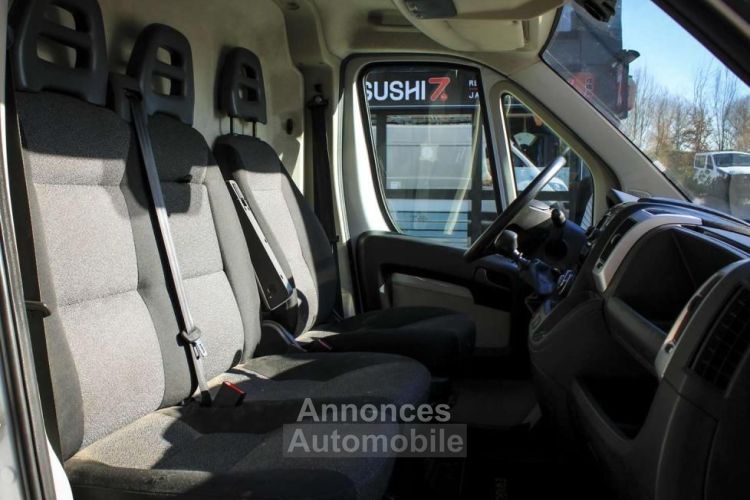 Fiat Ducato VU 2.3 MJT 120 ch 30 MH2 NAV PACK PROFESSIONAL TVA RECUPERABLE - <small></small> 14.990 € <small>TTC</small> - #16