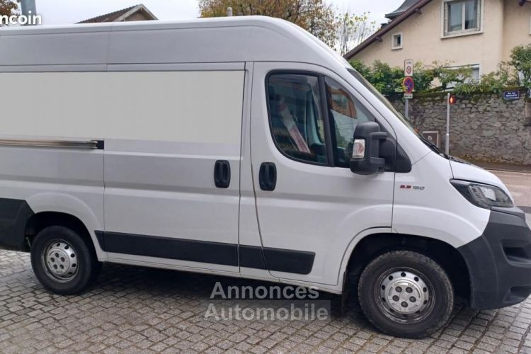 Fiat Ducato VU FOURGON 2.3 MJT 120 30 CH2 NAV PACK PROFESSIONAL - <small></small> 21.480 € <small>TTC</small> - #4