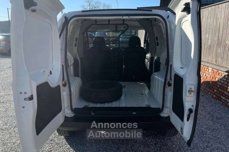 Fiat Fiorino / 1.3jtd / airco / 2020 / 37000km / euro 6d - <small></small> 9.950 € <small>TTC</small> - #12