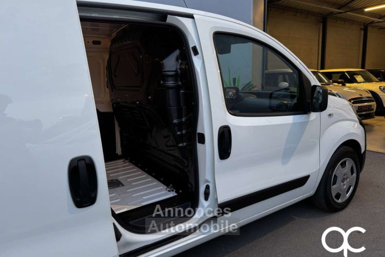 Fiat Fiorino 1.3 Diesel Etat neuf Gps Car play Garantie - <small></small> 14.490 € <small>TTC</small> - #26