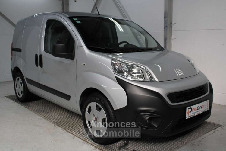 Fiat Fiorino 1.3 MultiJet ~ Lichte vracht Navi Airco Top - <small></small> 12.990 € <small>TTC</small> - #1