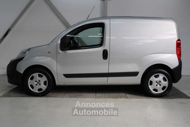 Fiat Fiorino 1.3 MultiJet ~ Lichte vracht Navi Airco Top - <small></small> 12.990 € <small>TTC</small> - #11