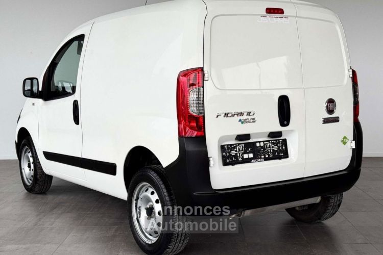 Fiat Fiorino 1.4 ESS / CNG 2PLACES CABINE CLIM RADIO - <small></small> 9.990 € <small>TTC</small> - #4