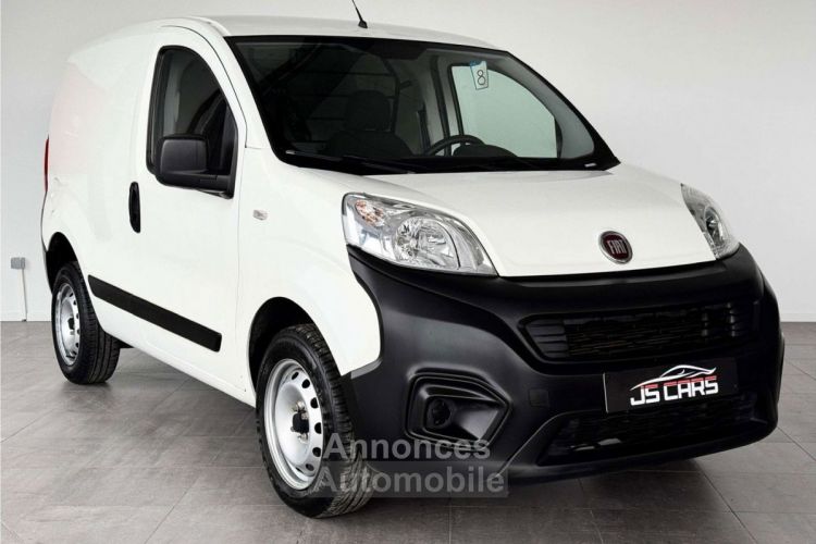 Fiat Fiorino 1.4 ESS / CNG 2PLACES CABINE CLIM RADIO - <small></small> 9.990 € <small>TTC</small> - #7