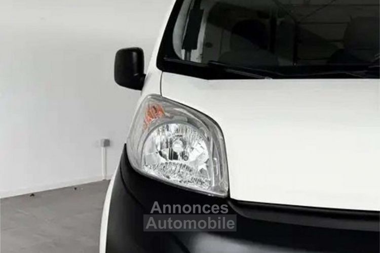 Fiat Fiorino 1.4 ESS / CNG 2PLACES CABINE CLIM RADIO - <small></small> 8.490 € <small>TTC</small> - #3