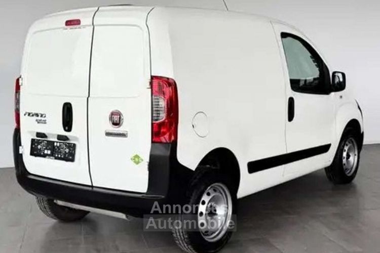 Fiat Fiorino 1.4 ESS / CNG 2PLACES CABINE CLIM RADIO - <small></small> 8.490 € <small>TTC</small> - #5