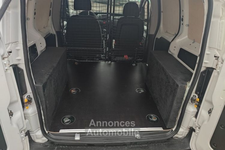 Fiat Fiorino 1.4 i.e. 77ch Pack Pro Nav - <small></small> 10.490 € <small>TTC</small> - #11