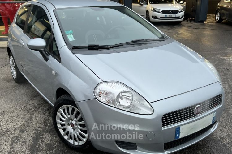 Fiat Grande Punto 1.3 MULTIJET 75 Cv CLIMATISATION BLUETOOTH 5 PLACES - GARANTIE 1 AN - <small></small> 6.470 € <small>TTC</small> - #2