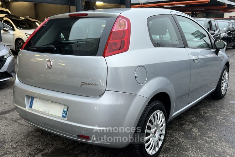 Fiat Grande Punto 1.3 MULTIJET 75 Cv CLIMATISATION BLUETOOTH 5 PLACES - GARANTIE 1 AN - <small></small> 6.470 € <small>TTC</small> - #4