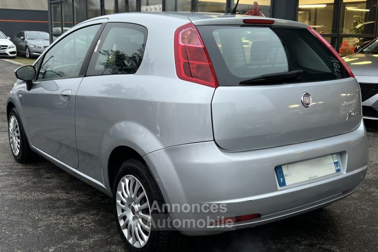 Fiat Grande Punto 1.3 MULTIJET 75 Cv CLIMATISATION BLUETOOTH 5 PLACES - GARANTIE 1 AN - <small></small> 6.470 € <small>TTC</small> - #5