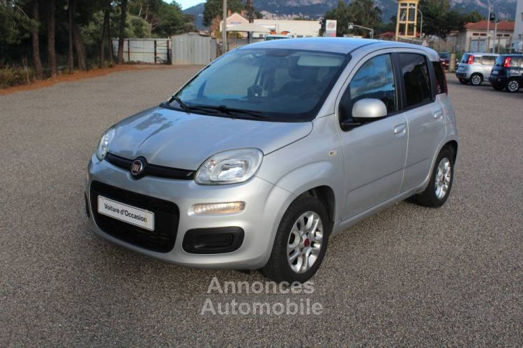 Fiat Panda 1.2L 70CV BTE 5VT FINITION HAUT DE GAMME LOUNGE/BUSINESS 1ER MAIN 5 PORTES 2017 ETAT PARFAIT G - <small></small> 7.790 € <small>TTC</small> - #53