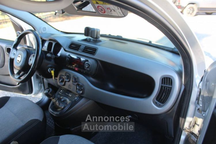 Fiat Panda 1.2L 70CV BTE 5VT FINITION HAUT DE GAMME LOUNGE/BUSINESS 5 PT 2017 1ER MAIN GARANTIE SECURITE - <small></small> 7.790 € <small>TTC</small> - #13