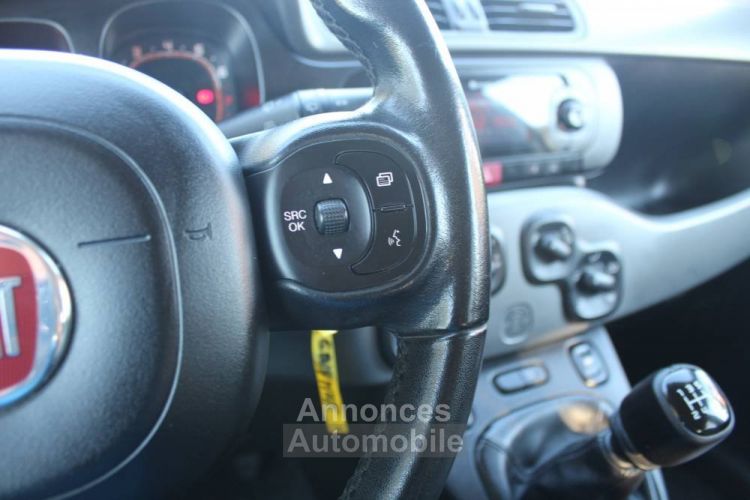 Fiat Panda 1.2L 70CV BTE 5VT FINITION HAUT DE GAMME LOUNGE/BUSINESS 5 PT 2017 1ER MAIN GARANTIE SECURITE - <small></small> 7.790 € <small>TTC</small> - #26