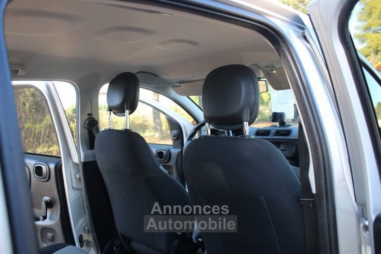 Fiat Panda 1.2L 70CV BTE 5VT FINITION HAUT DE GAMME LOUNGE/BUSINESS 5 PT 2017 1ER MAIN GARANTIE SECURITE - <small></small> 7.790 € <small>TTC</small> - #36